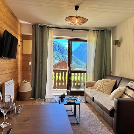 Ecureuil· Studio 2 pers · 5’ des télécabines · Balcon *